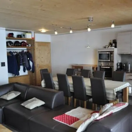 Family Friendly Appt On The Slopes Appartement Les Crosets